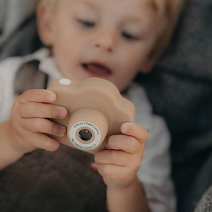 Цифровая камера Mrs. Ertha "Cam Cam Flower Buds", мириада цветов с ореховым